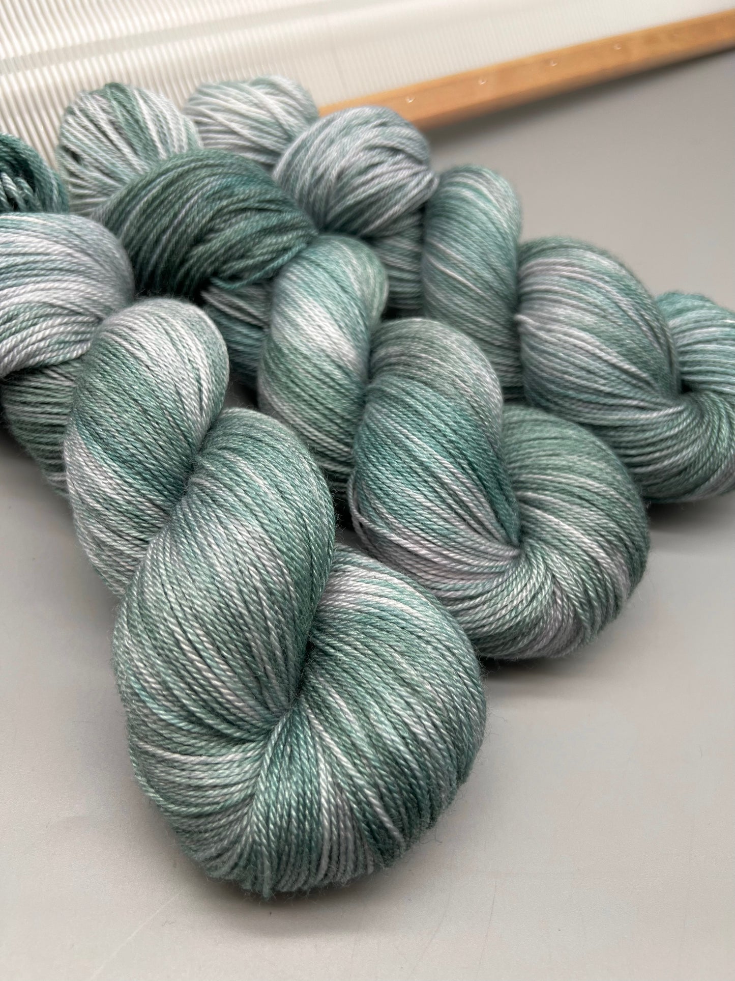 Seafoam (speckless)
