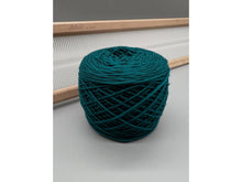 Load image into Gallery viewer, Peacock Plume